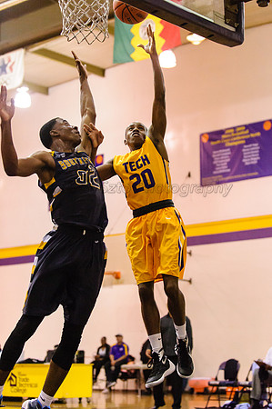 Los Angeles Trade-Tech guard Daniel Harris (#20)