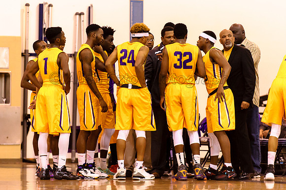 Los Angeles Trade Tech College Men's Basketball team huddle