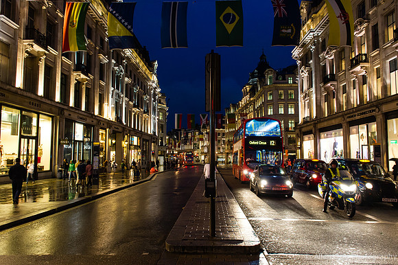 Facing South on Regent Street and Oxford Street