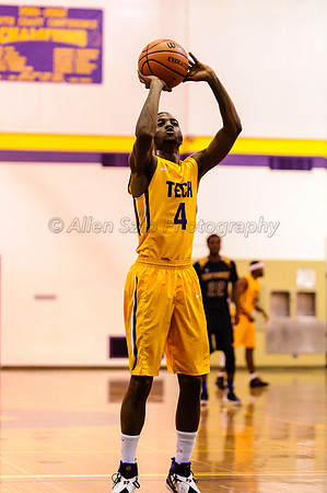 Los Angeles Trade-Tech guard Donte Medford (#4)