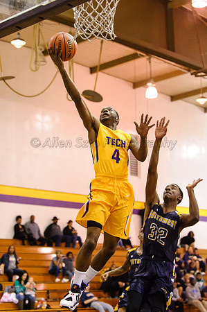 Los Angeles Trade-Tech guard Donte Medford (#4)