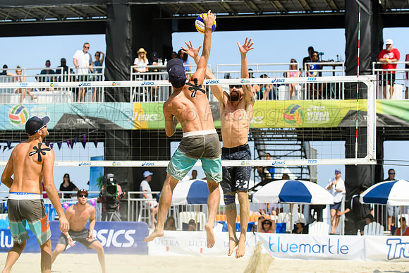 2017 FIVB World Series of Beach Volleyball (WSOBV) Long Beach (Sun)