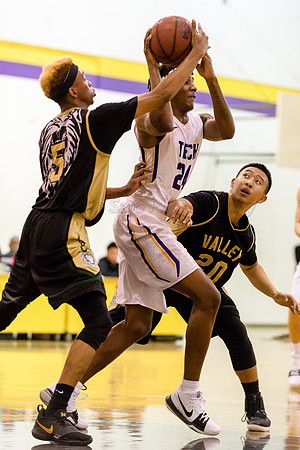LA Valley College at LA Trade Tech Men's Basketball 11/10/17